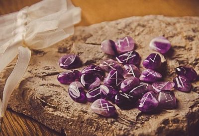 Юлия Серягина. Курс Скандинавские Руны Восемь ключей к Совершенному Я
